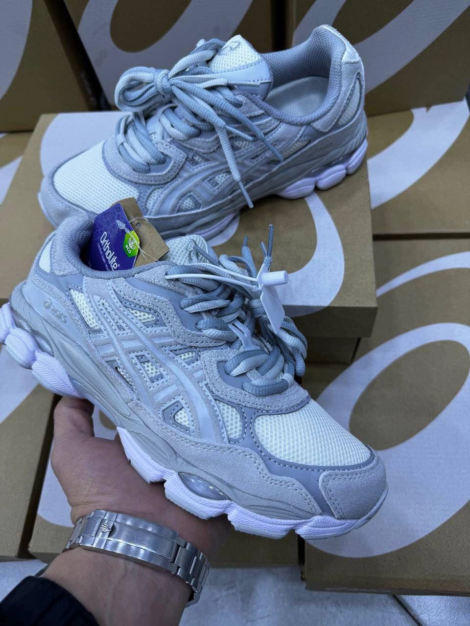 ASICS NYC GREY ✨